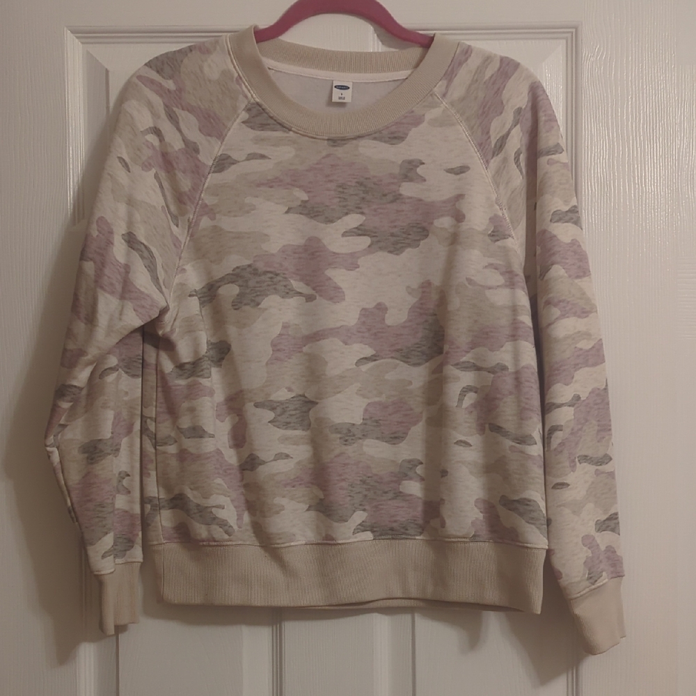 Old Navy Camouflage Ribbed Collar Sweatshirt